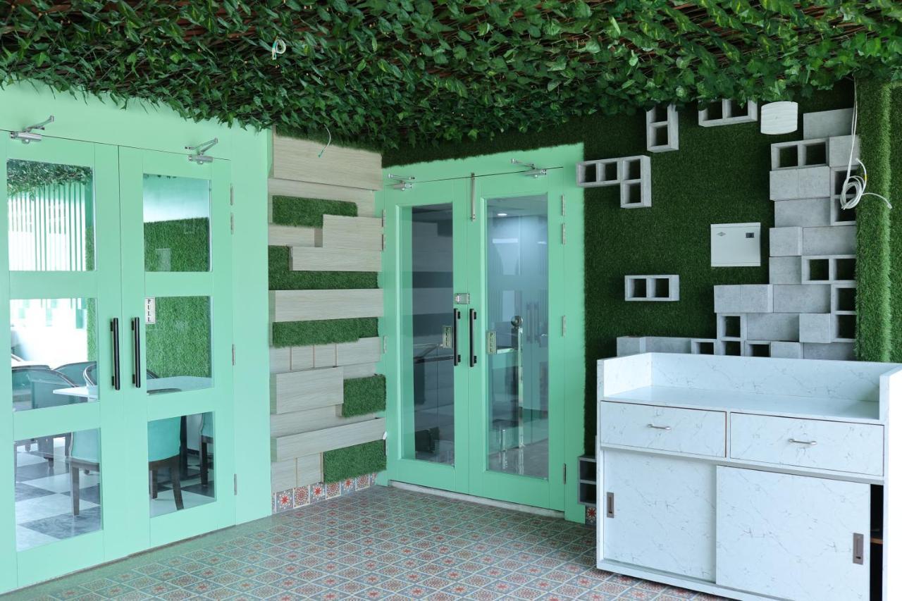 Hotel 7 Heaven Dehradun Exterior photo